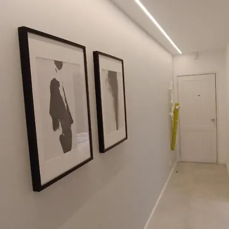 211 Moderno Com Vista A Piscina No Centro Da