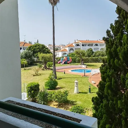Appartement 211 Moderno Com Vista A Piscina No Centro Da *